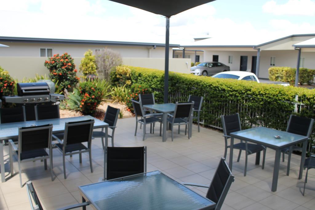 Blackwater Motor Inn Екстер'єр фото